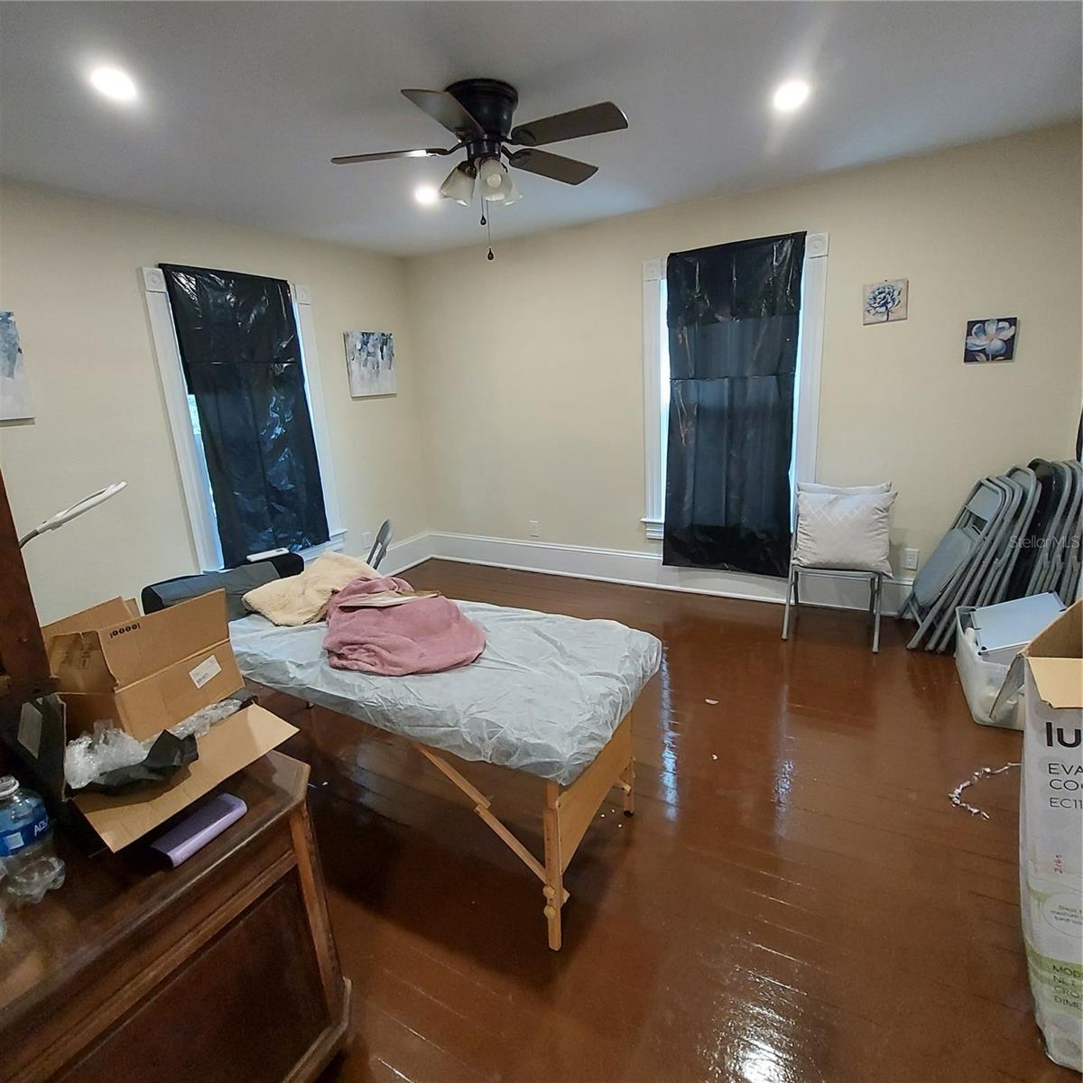 331 W New York Ave Property Photo 17