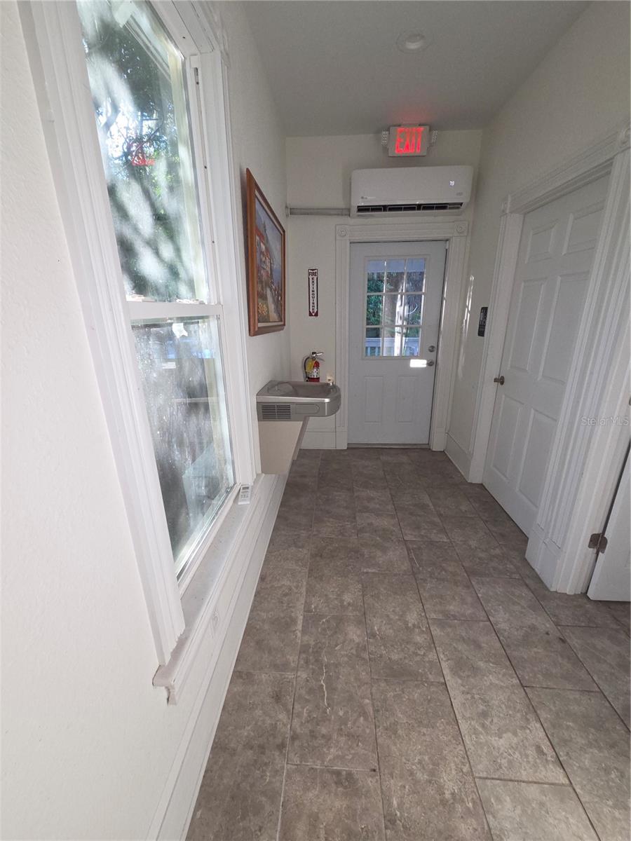 331 W New York Ave Property Photo 32