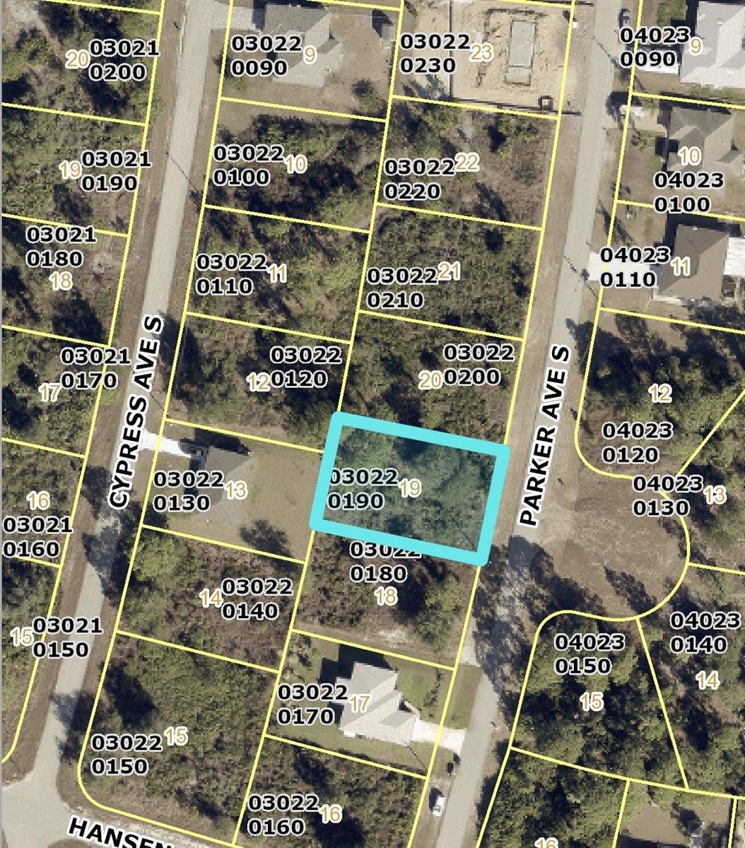 528 PARKER AVE S Property Photo 1