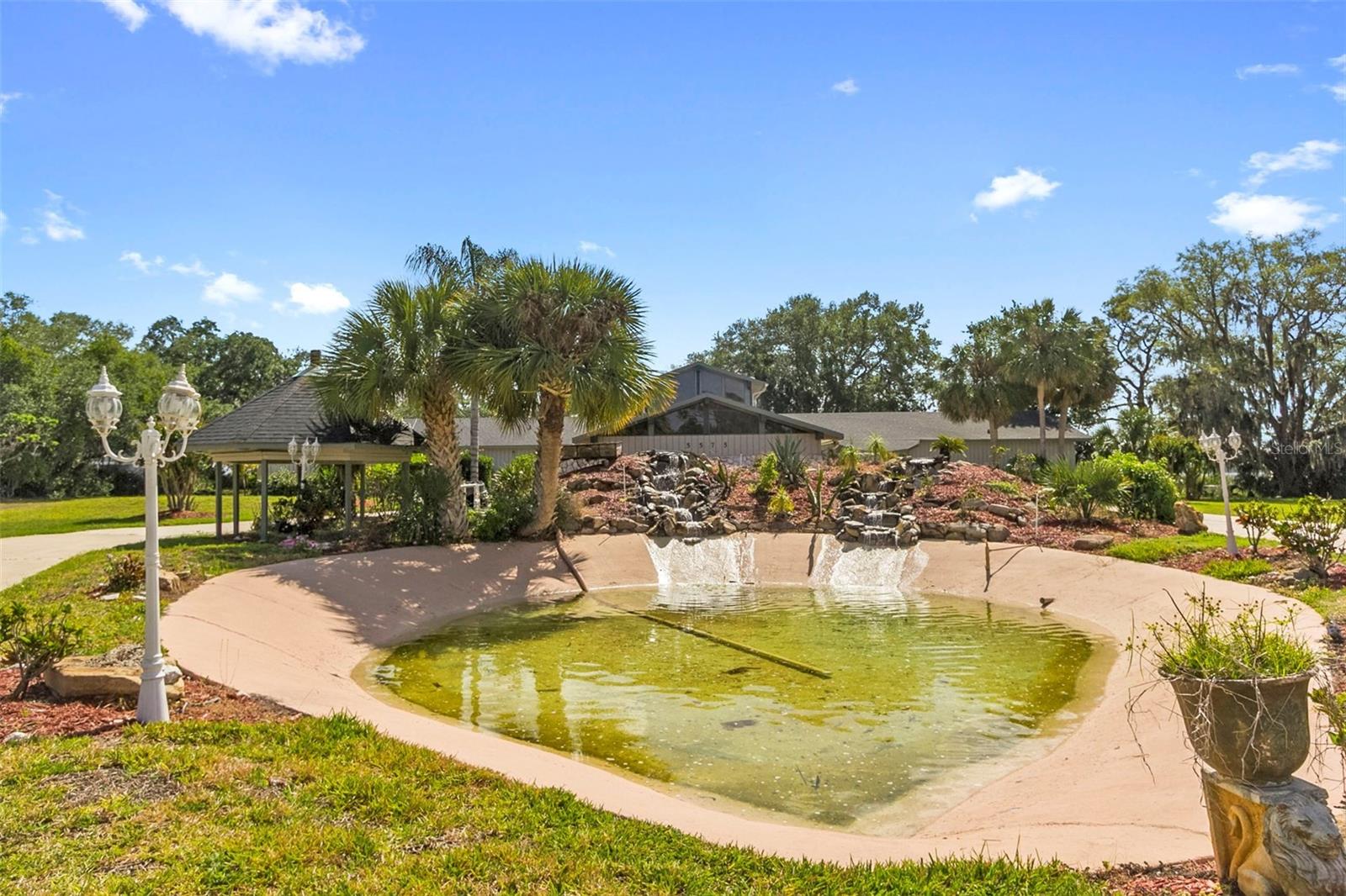 5575 Alligator Lake Rd Property Photo 4