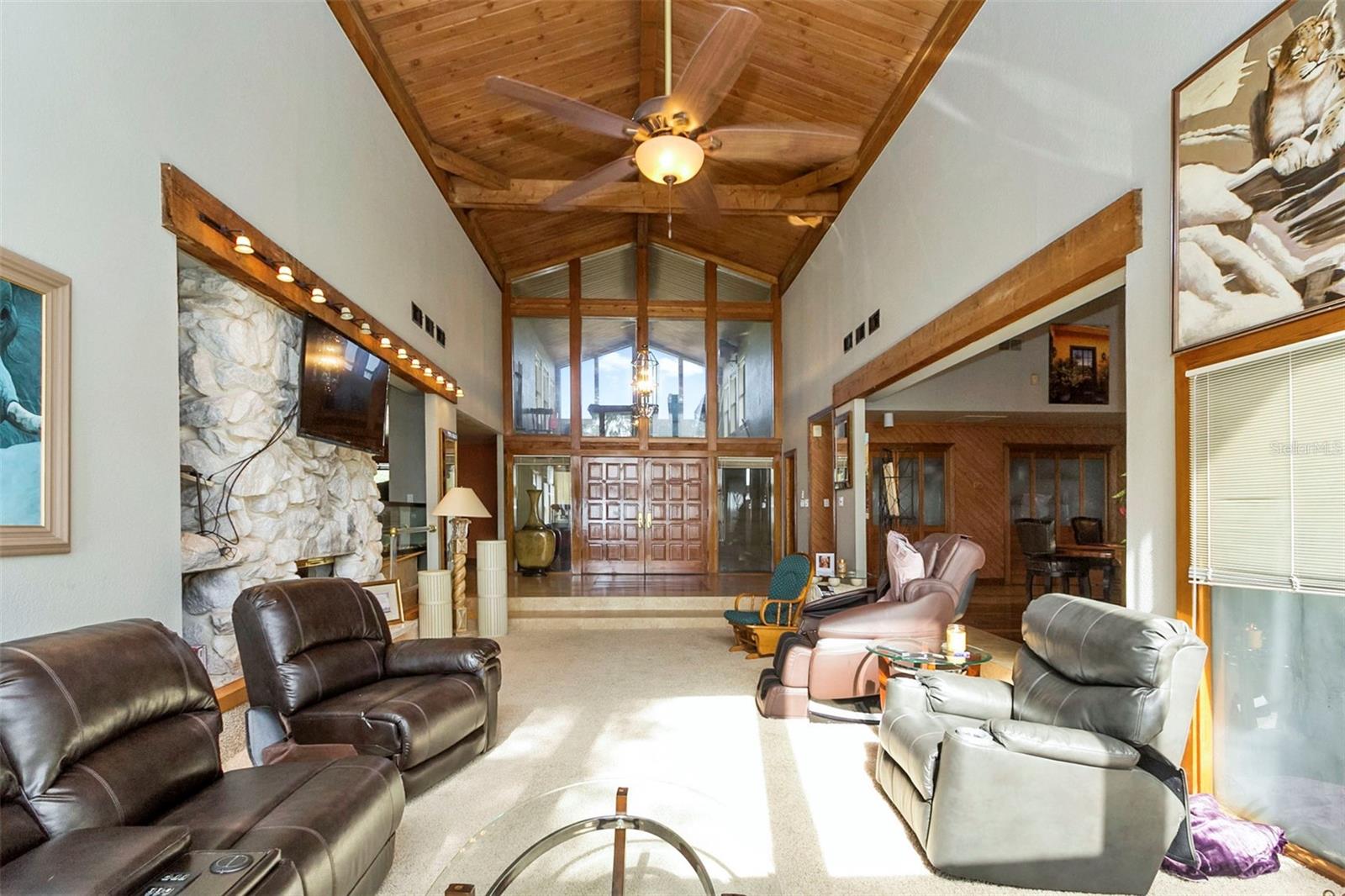 5575 Alligator Lake Rd Property Photo 5