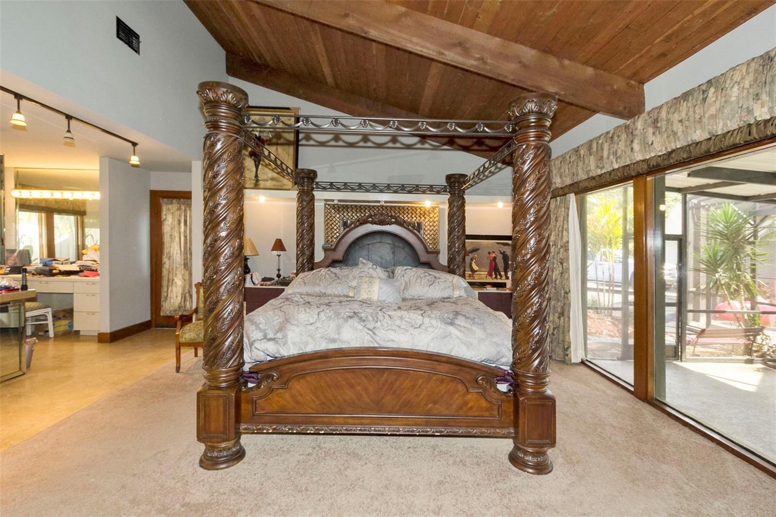 5575 Alligator Lake Rd Property Photo 13