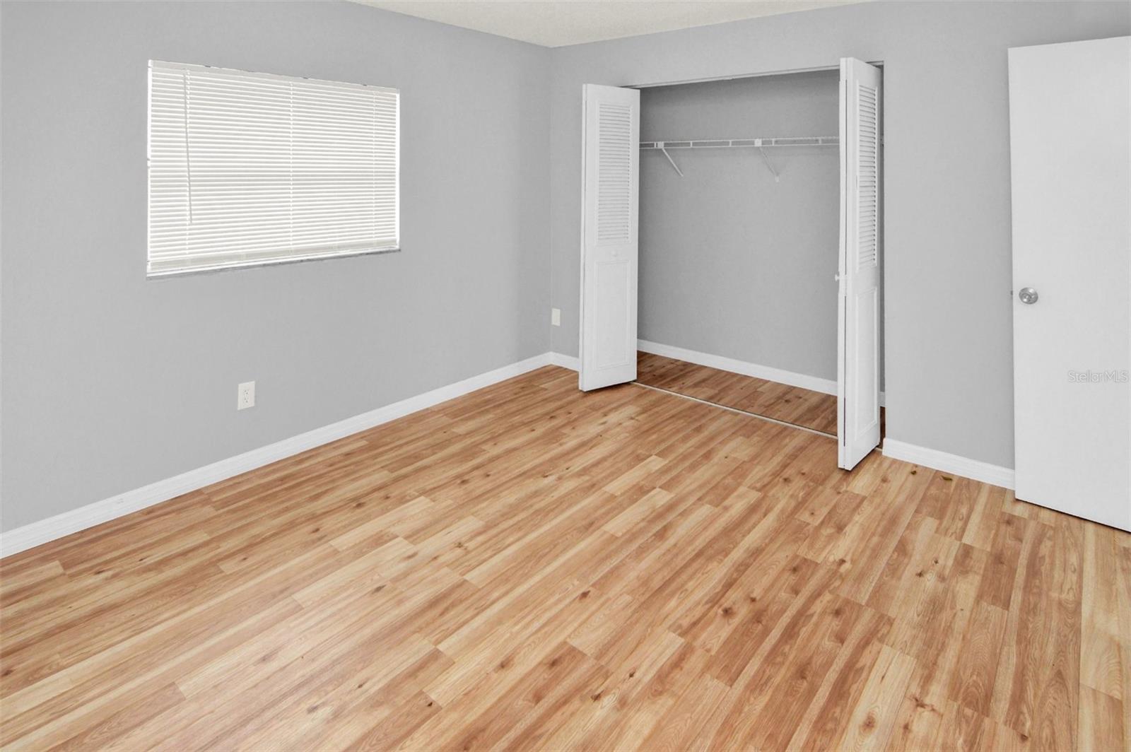7450 35th St N #1604 Property Photo 8