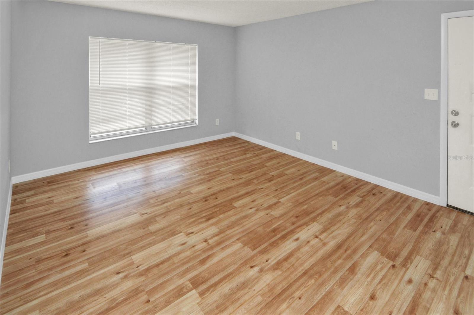 7450 35th St N #1604 Property Photo 17