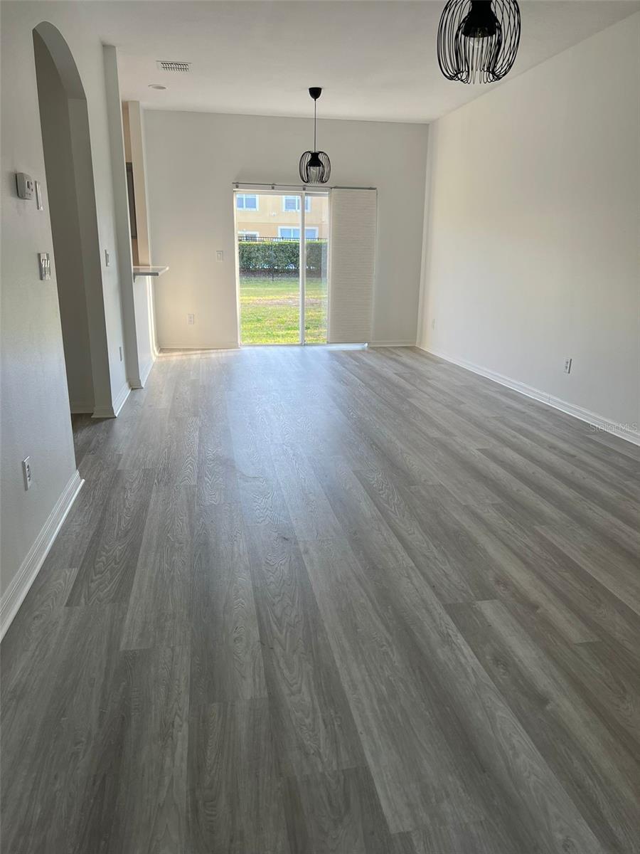 4344 Paradise Cove Court Property Photo 4