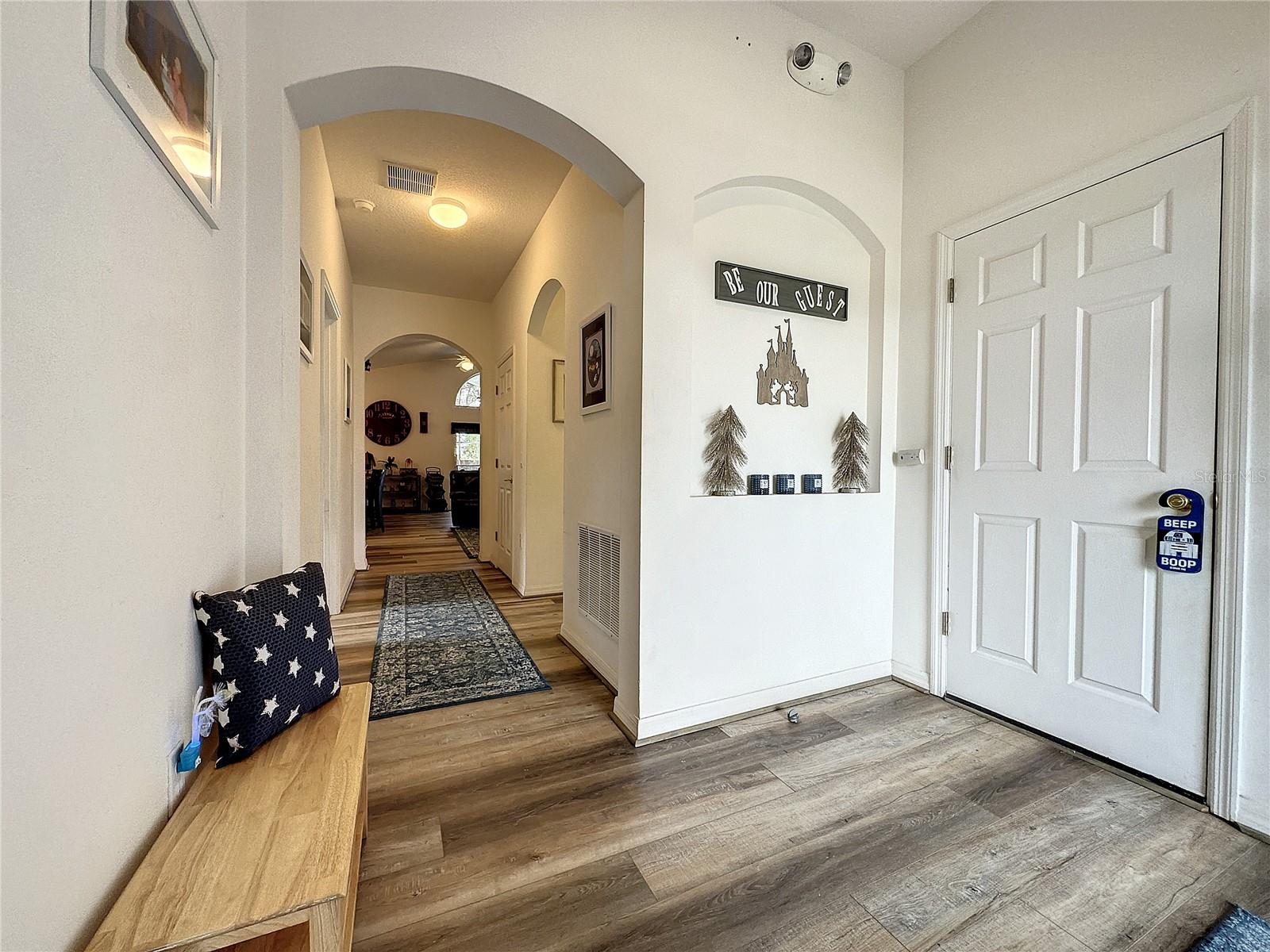 316 Kildrummy Drive Property Photo 4