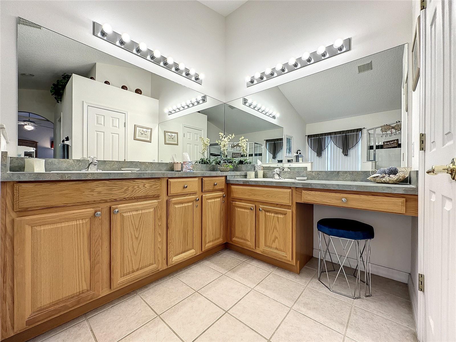 316 Kildrummy Drive Property Photo 21
