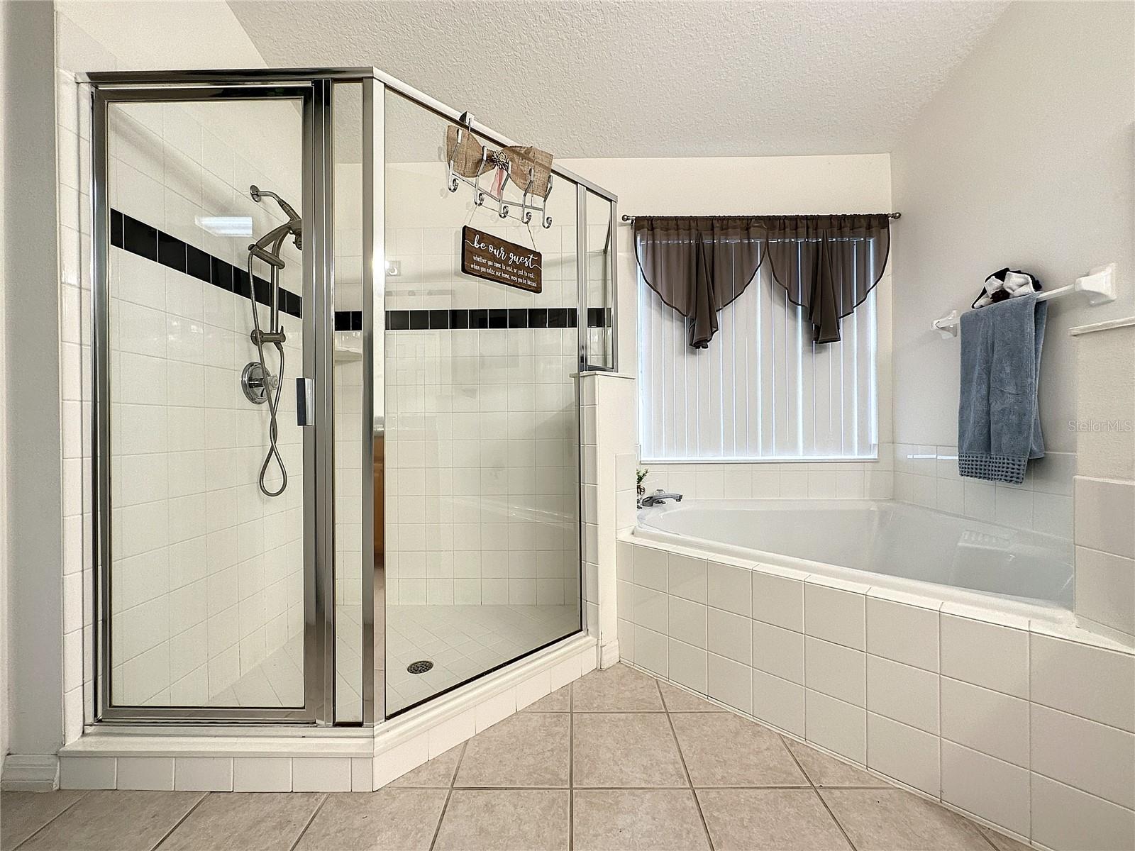 316 Kildrummy Drive Property Photo 23