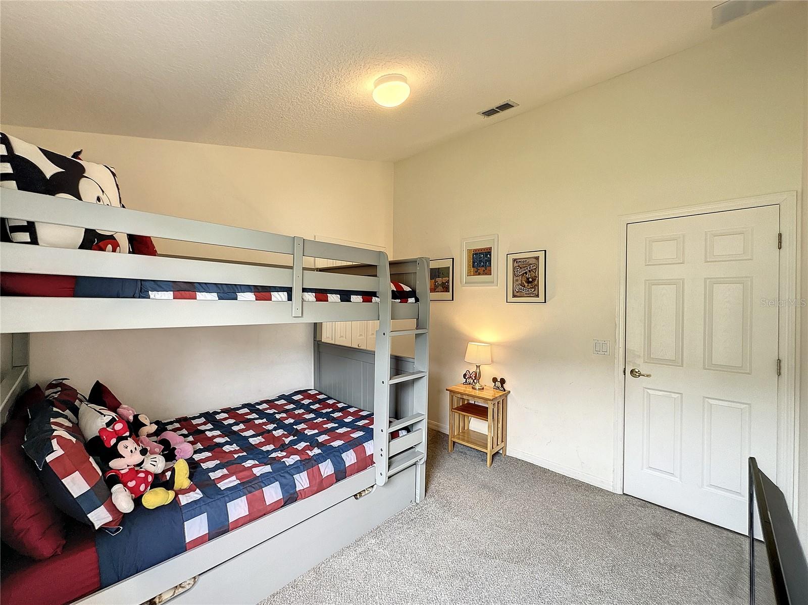 316 Kildrummy Drive Property Photo 25