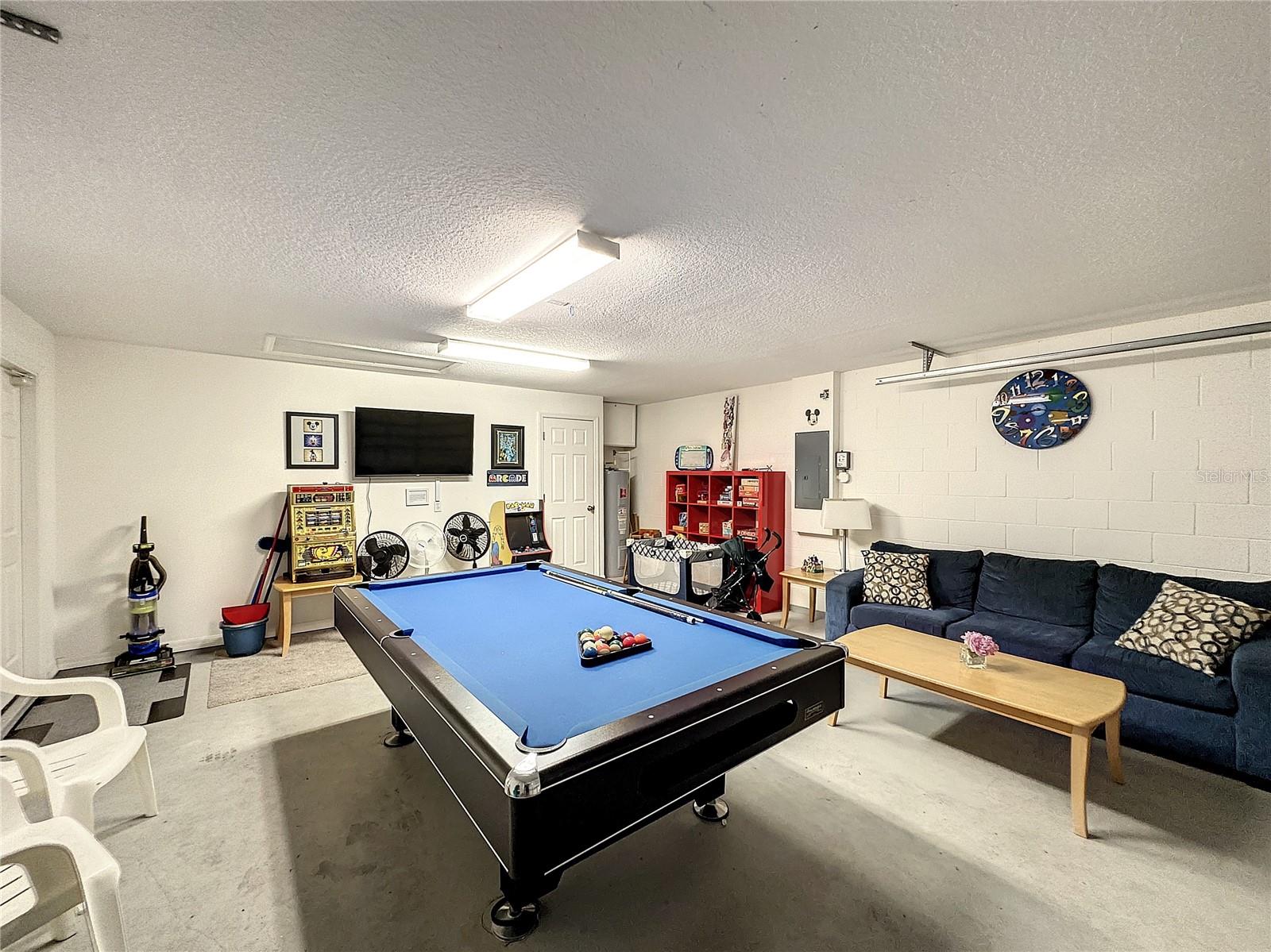 316 Kildrummy Drive Property Photo 41