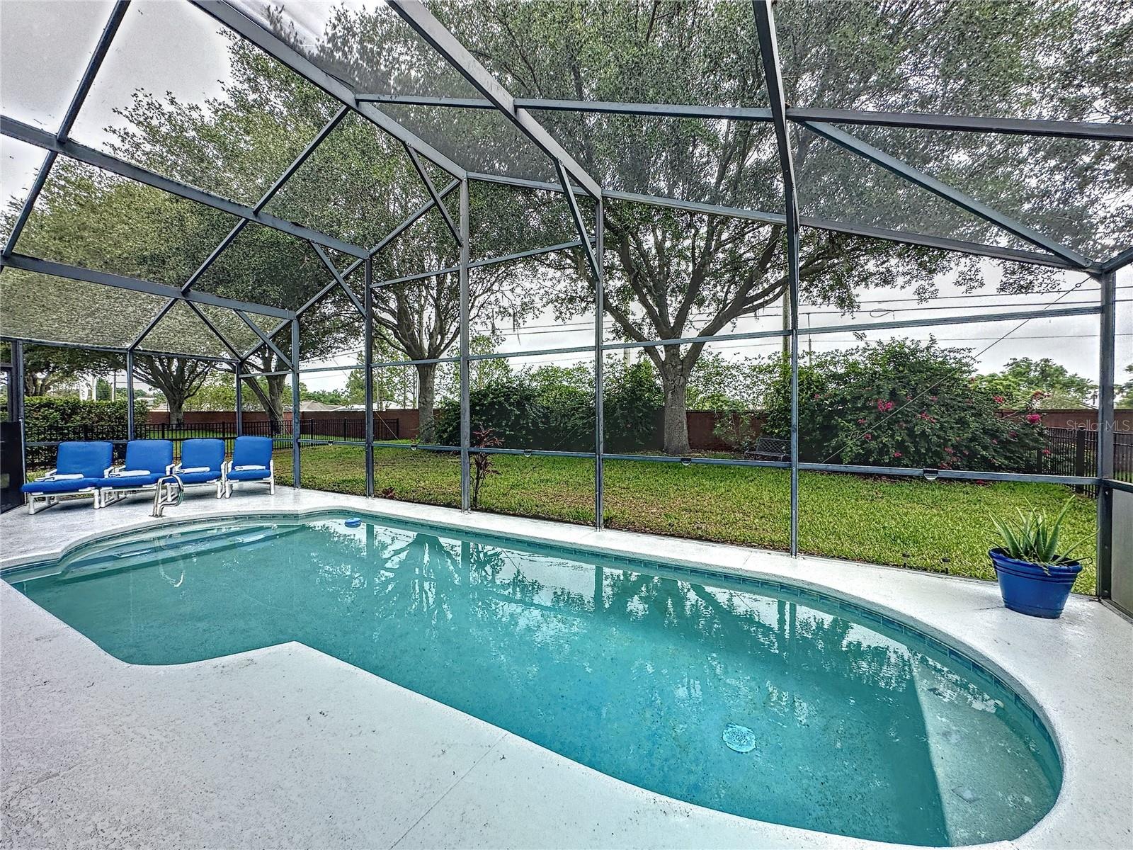 316 Kildrummy Drive Property Photo 44