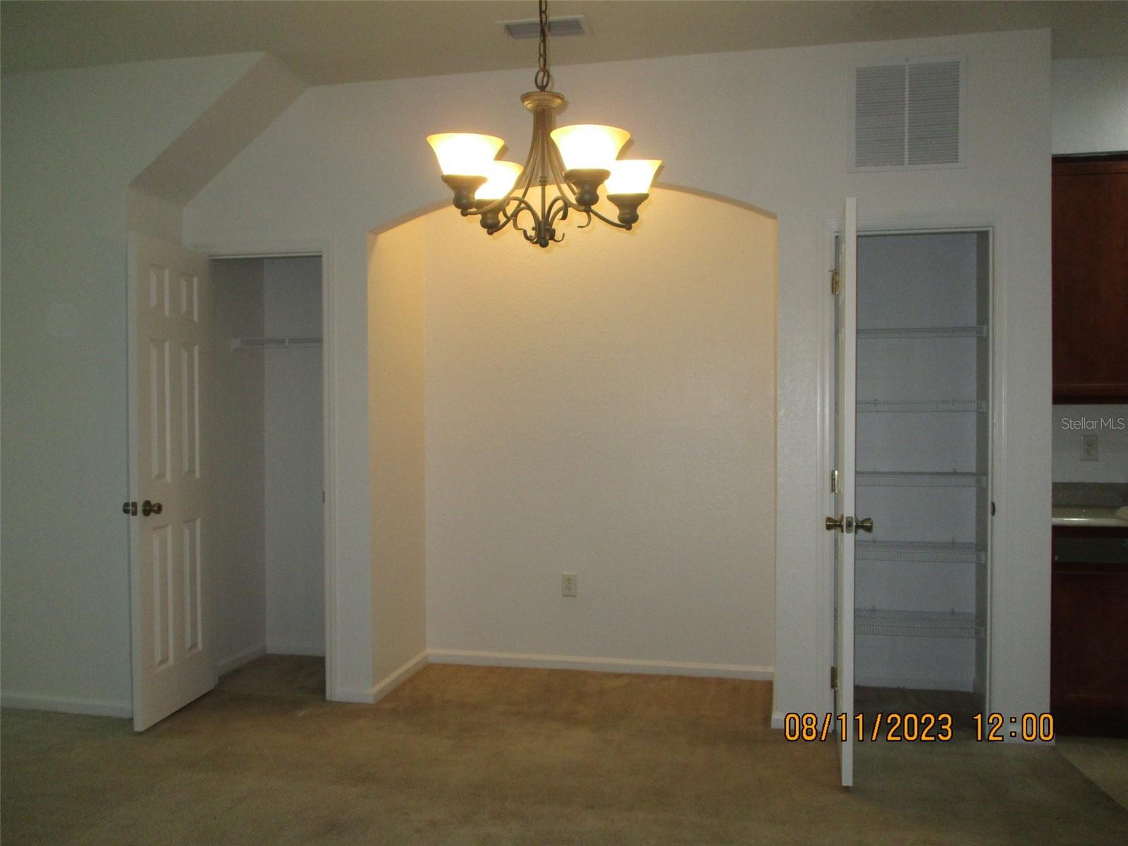 2978 Ashland Lane S Property Photo 9