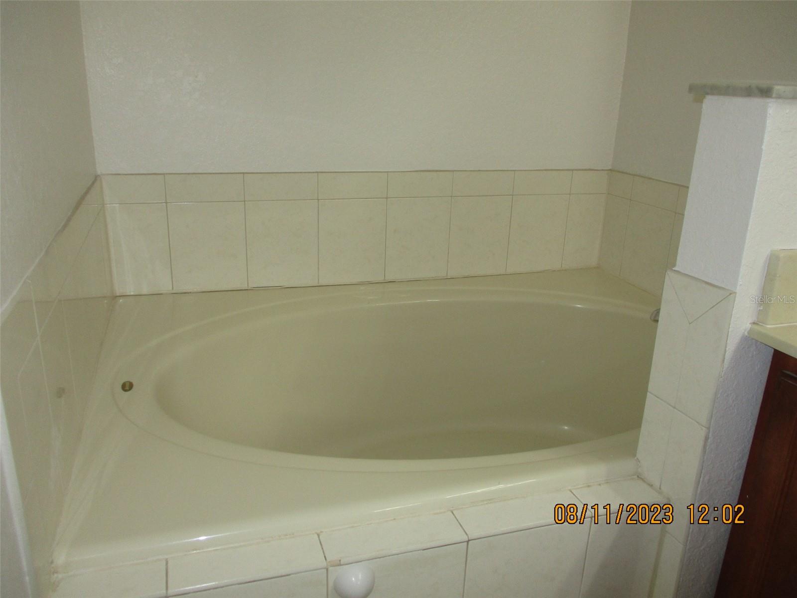 2978 Ashland Lane S Property Photo 18