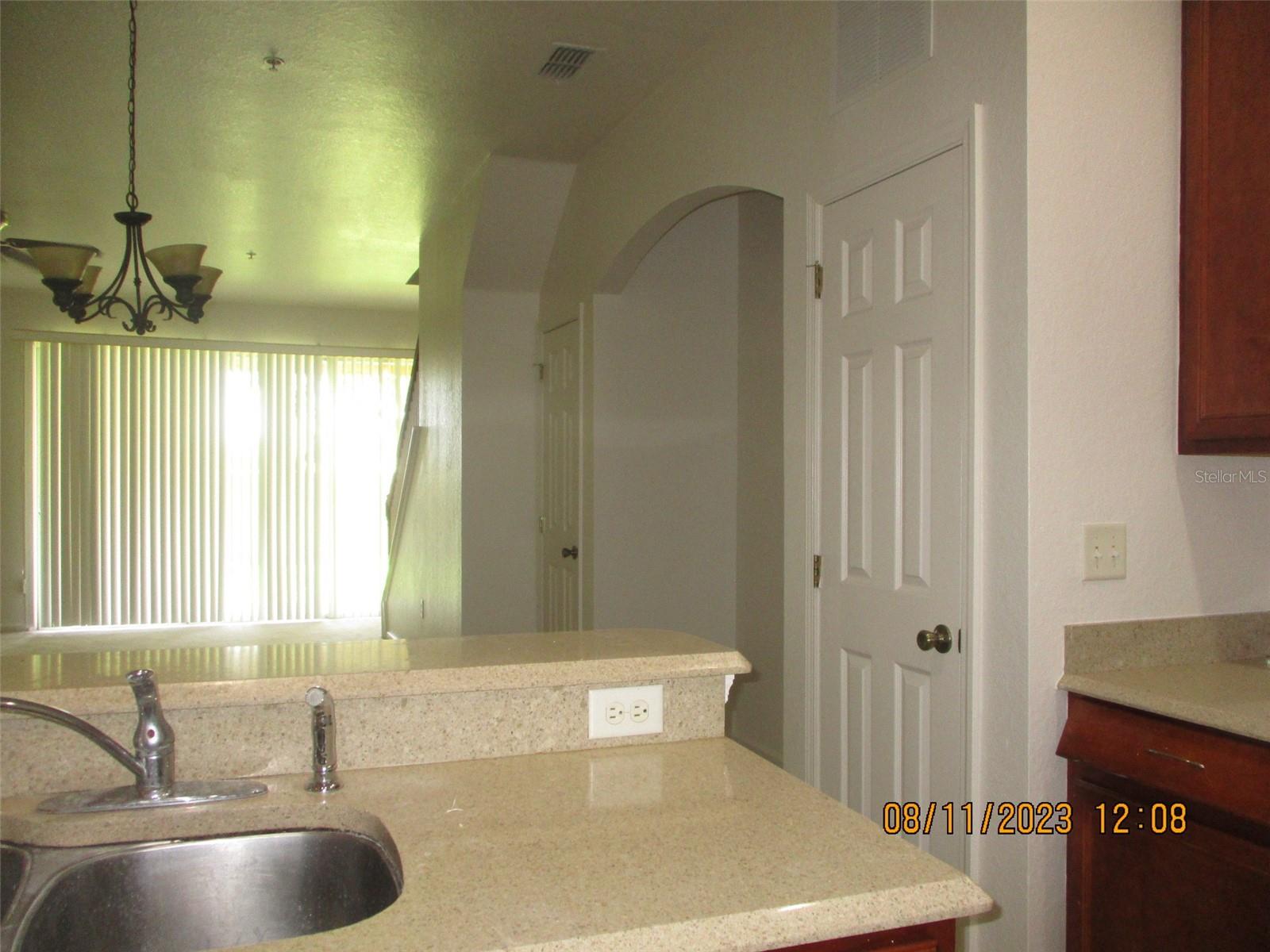 2978 Ashland Lane S Property Photo 34