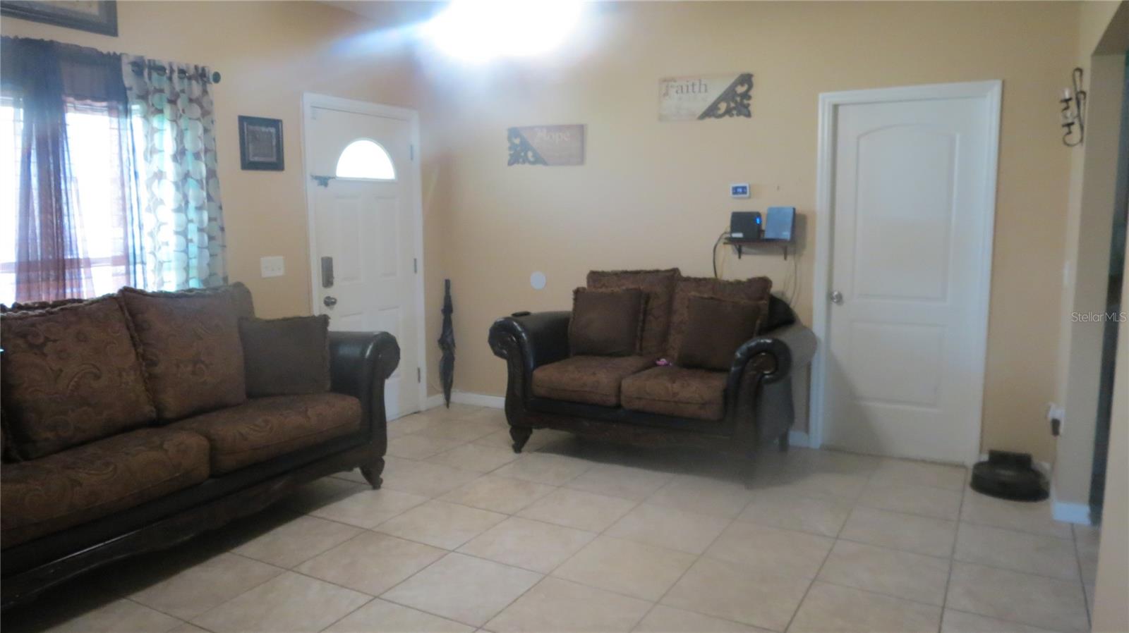 144 Spoonbill Court Property Photo 5