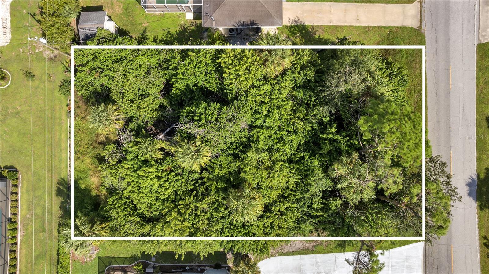 18042 Lake Worth Blvd Property Photo 4