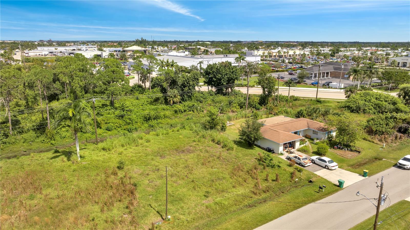 230 Pompano Ter Property Photo 4