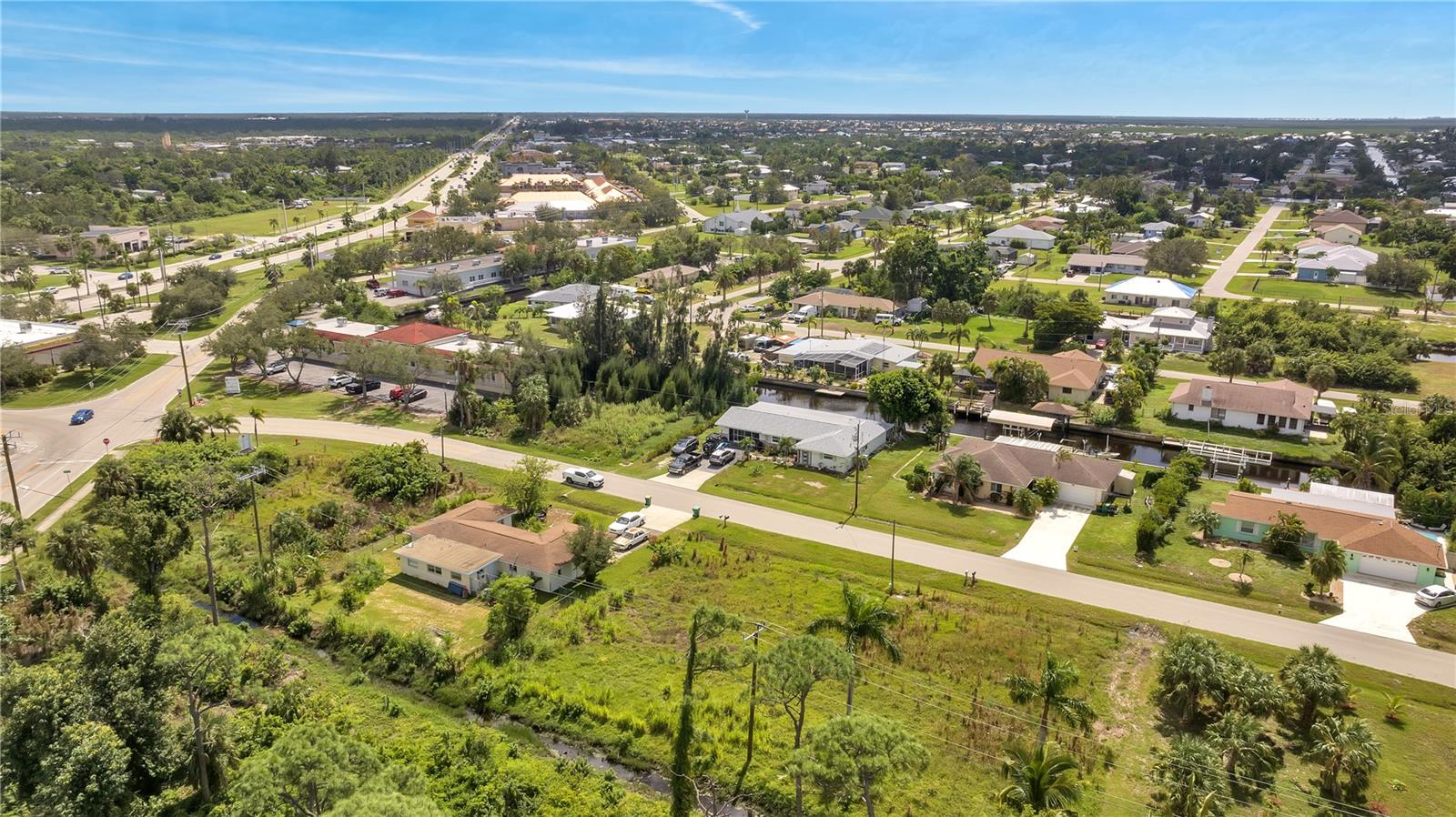 230 Pompano Ter Property Photo 6