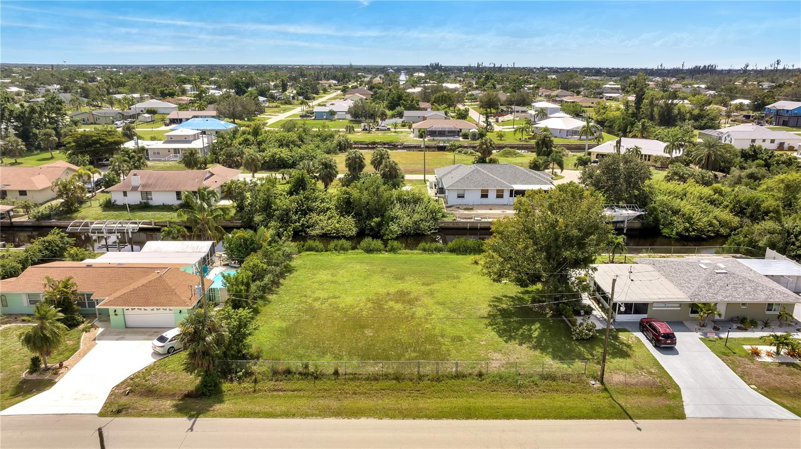 321 POMPANO TER Property Photo 1