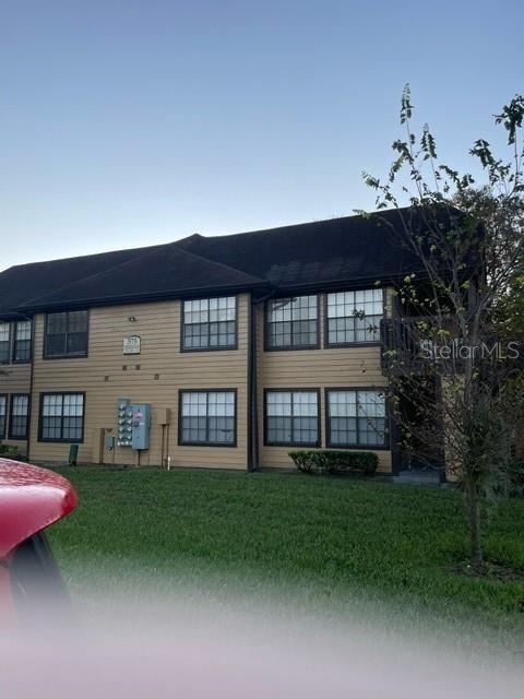 375 Lakepointe Dr #101 Property Photo 1