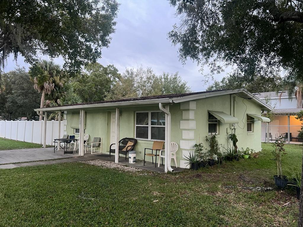 1520 Hill St Property Photo 1