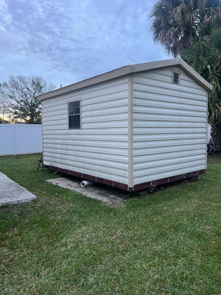 1520 Hill St Property Photo 6