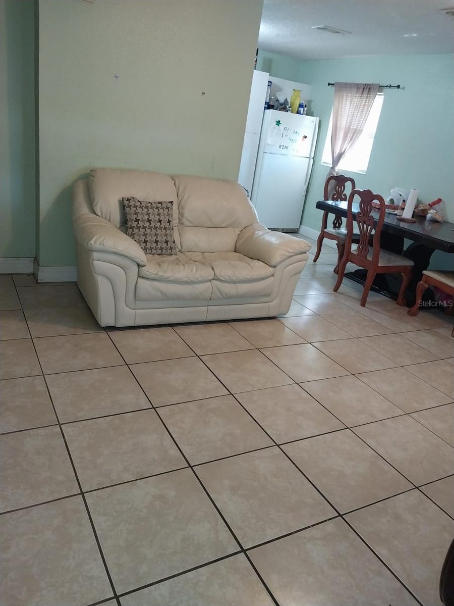 1520 Hill St Property Photo 14