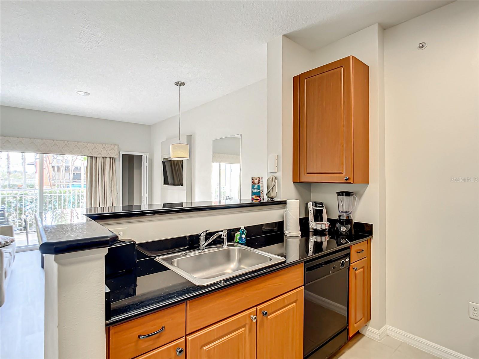 7395 Universal Blvd #103 Property Photo 8
