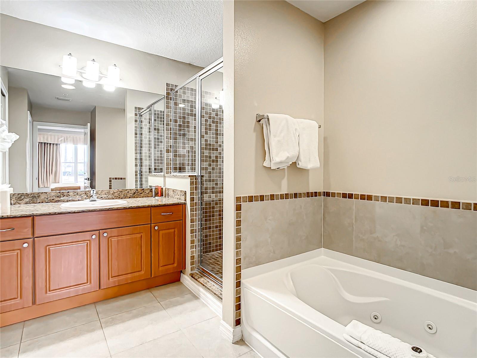 7395 Universal Blvd #103 Property Photo 23