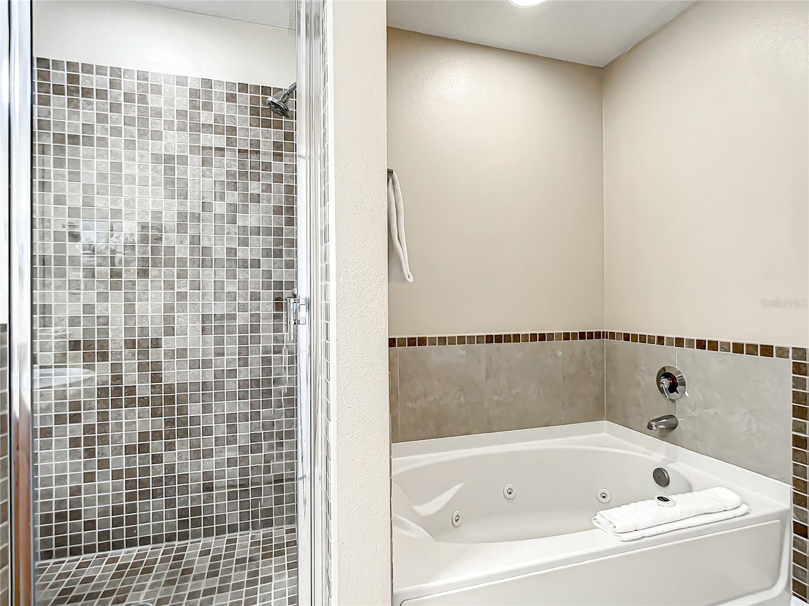 7395 Universal Blvd #103 Property Photo 25
