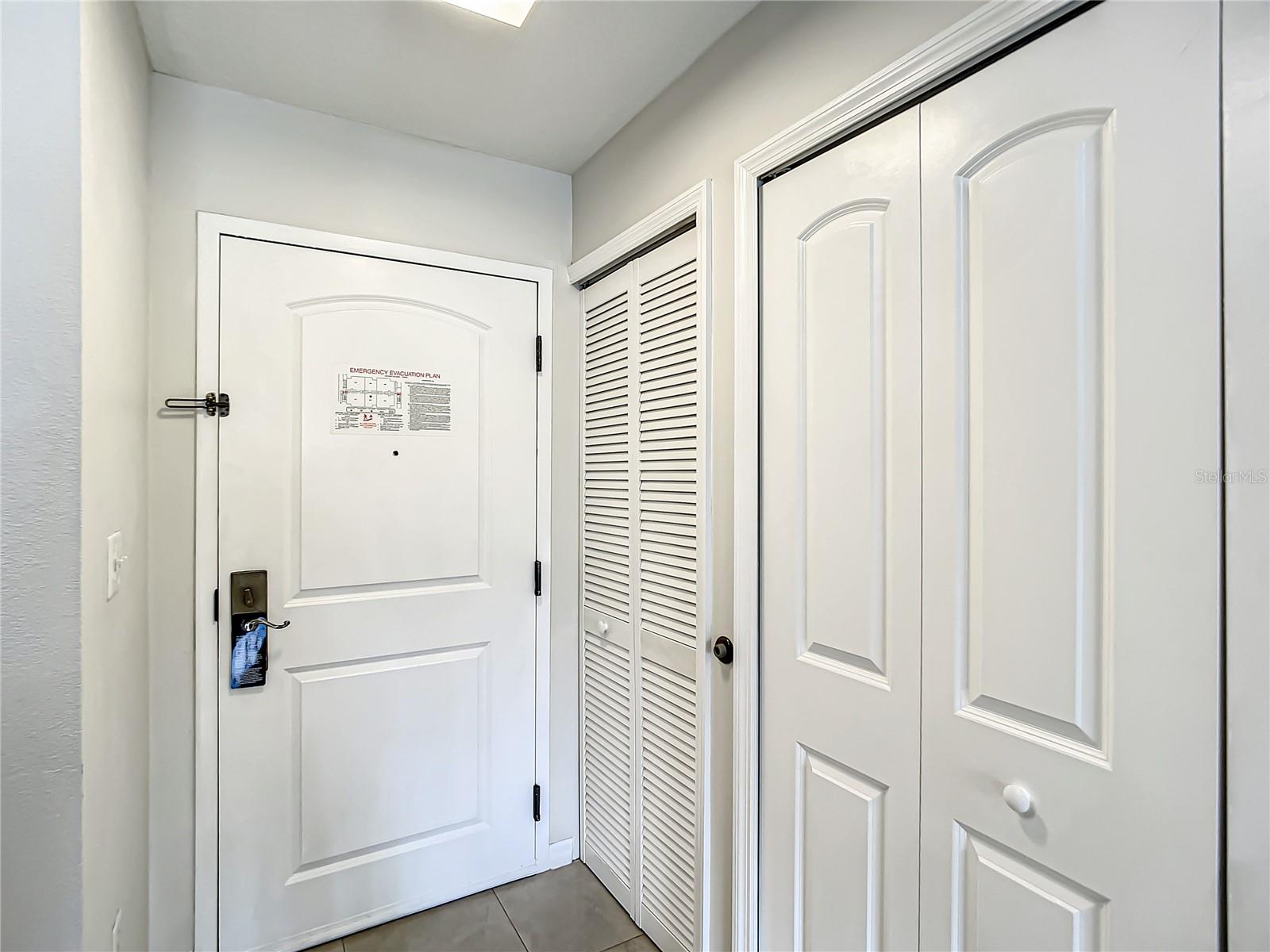 7395 Universal Blvd #103 Property Photo 32