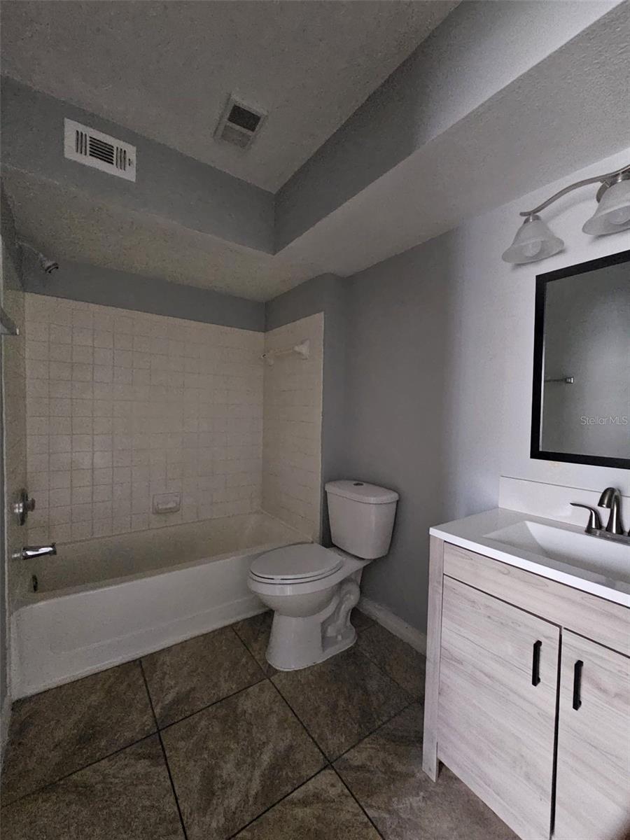 4532 Commander Dr #2122 Property Photo 7