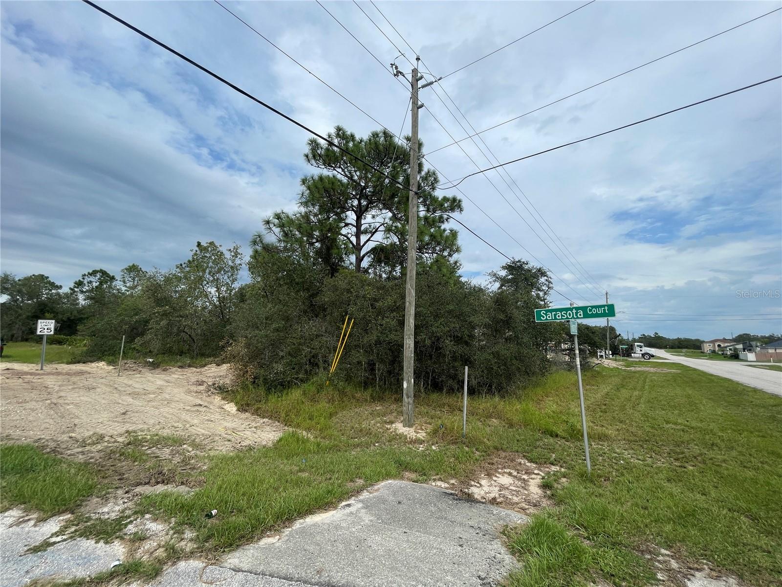 1405 Sarasota Ct Property Photo 12