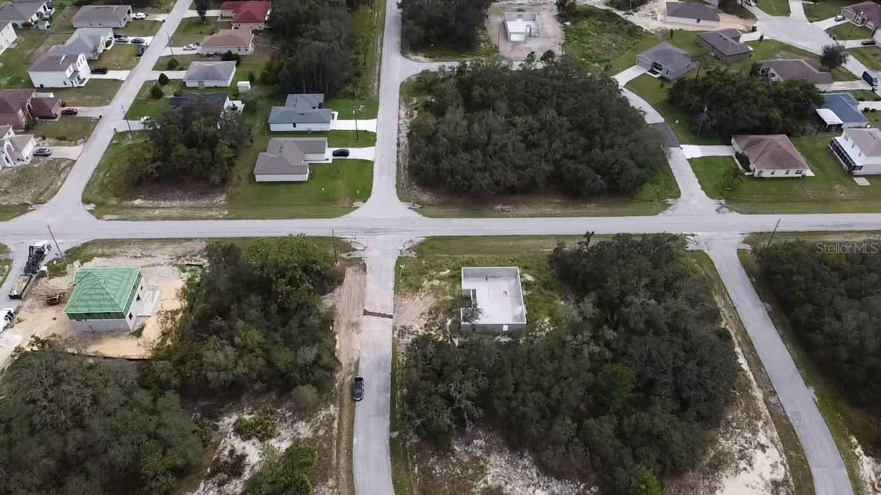 1405 Sarasota Ct Property Photo 28