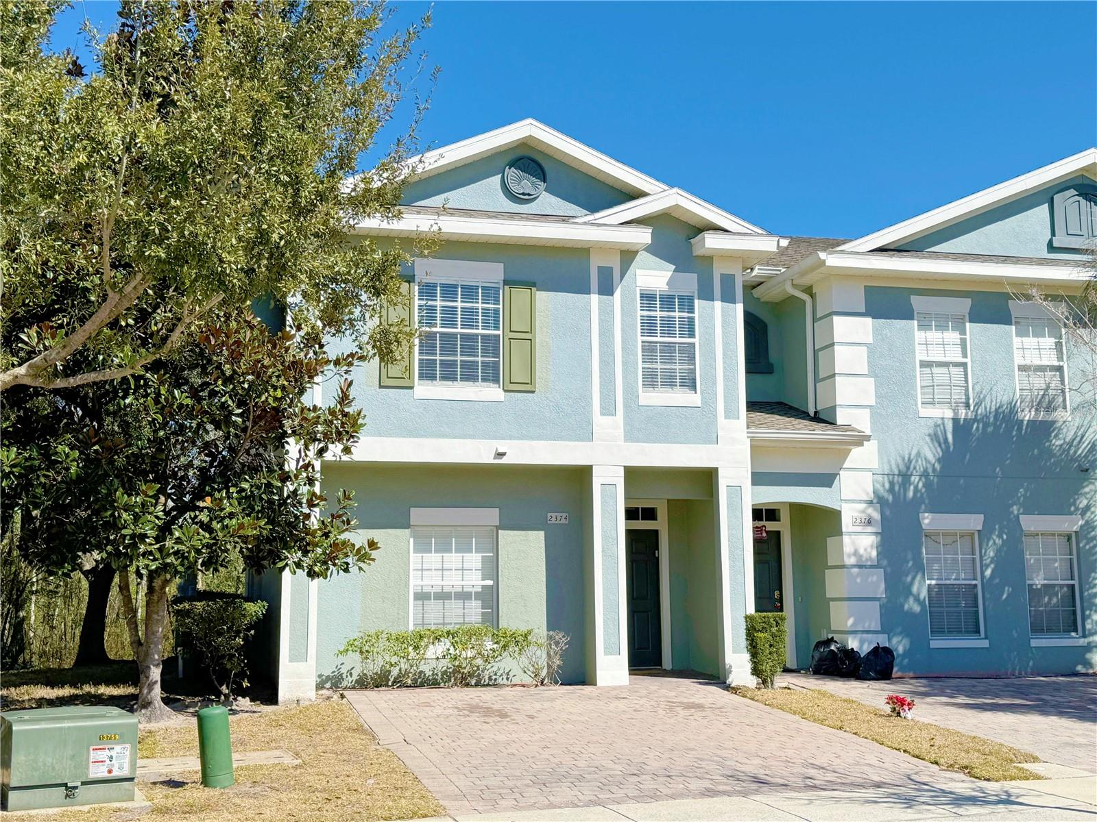 2374 Caravelle Cir Property Photo 1