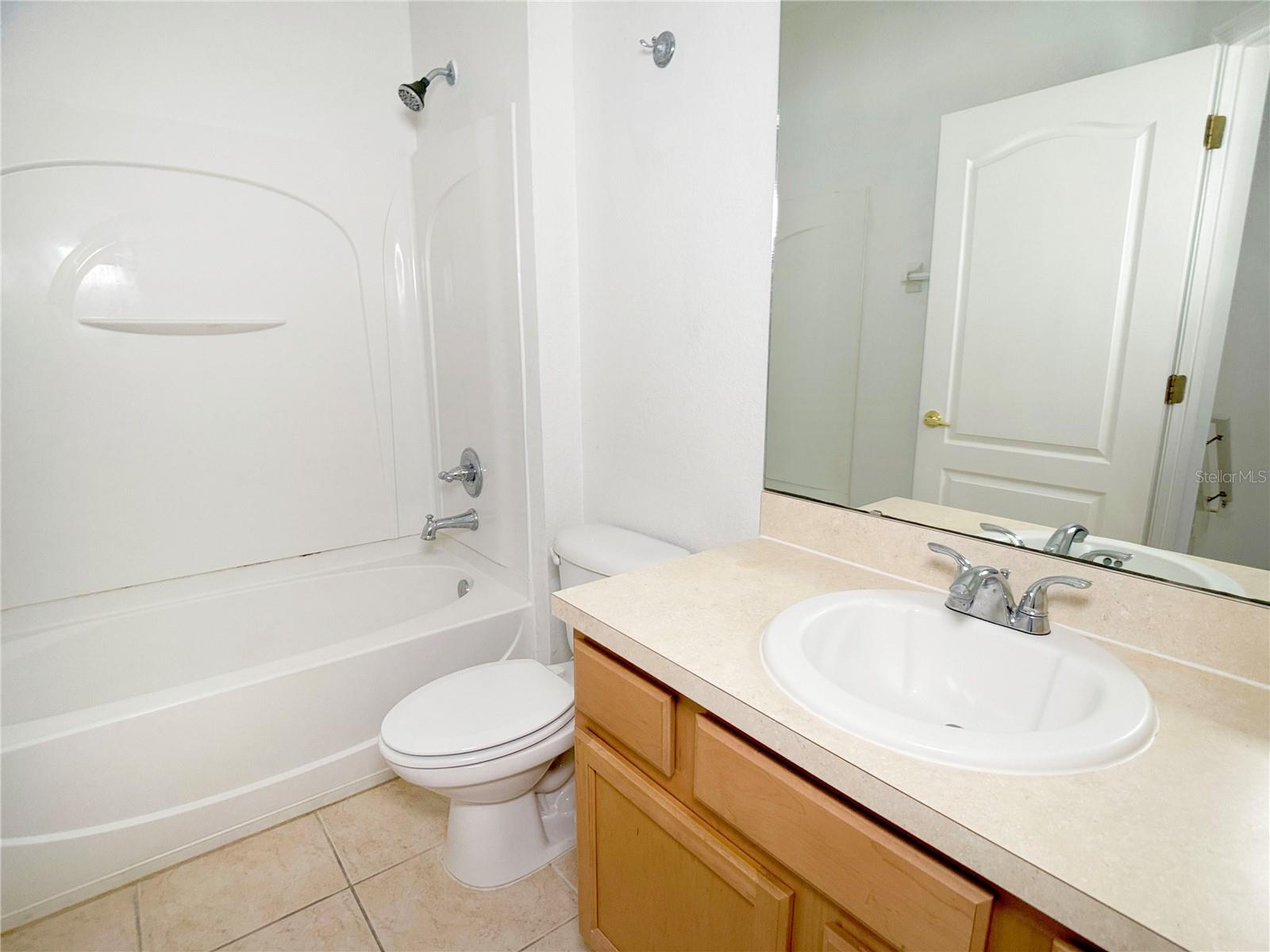 2374 Caravelle Cir Property Photo 13