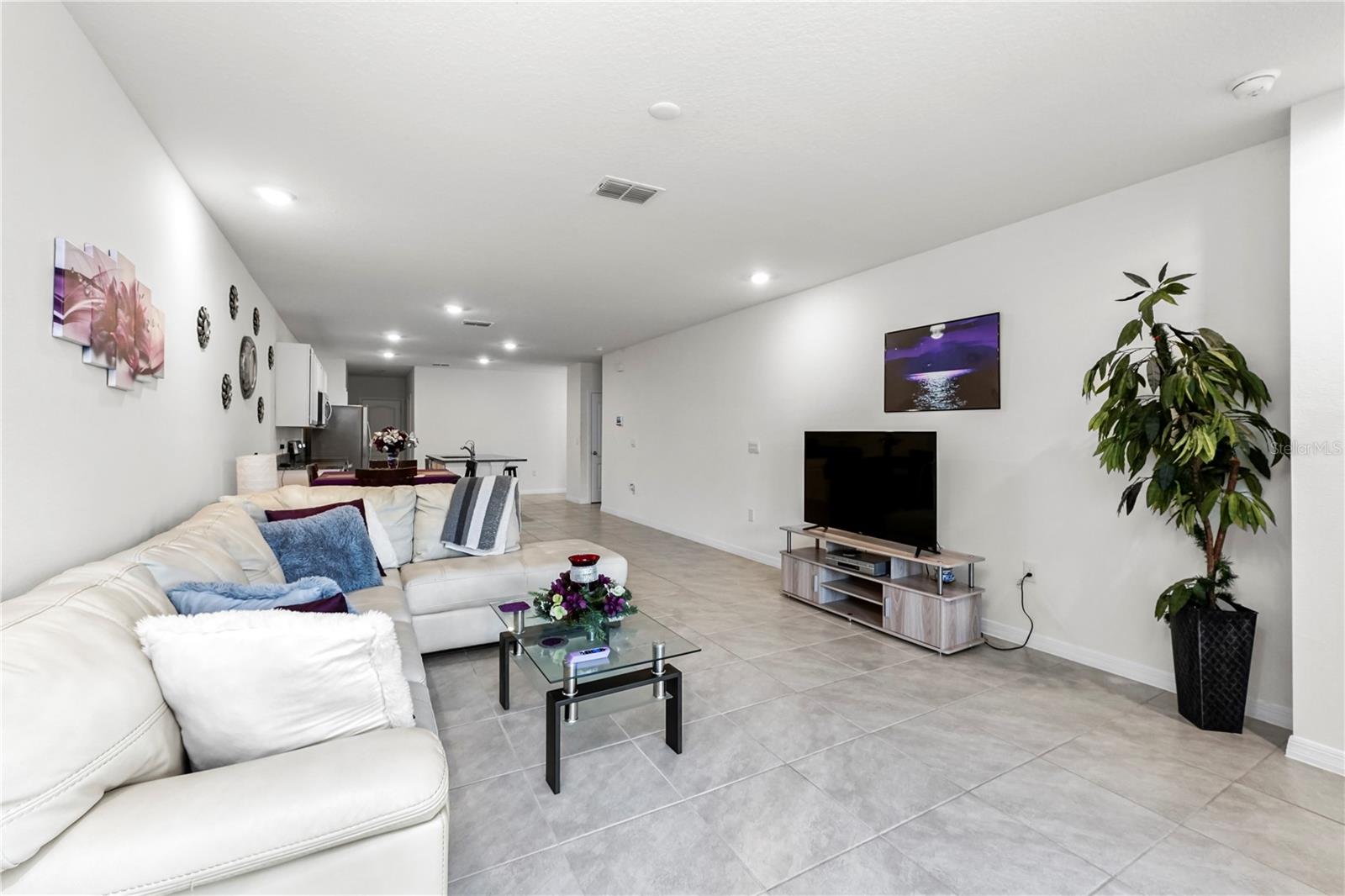 2928 Sunridge Loop Property Photo 4