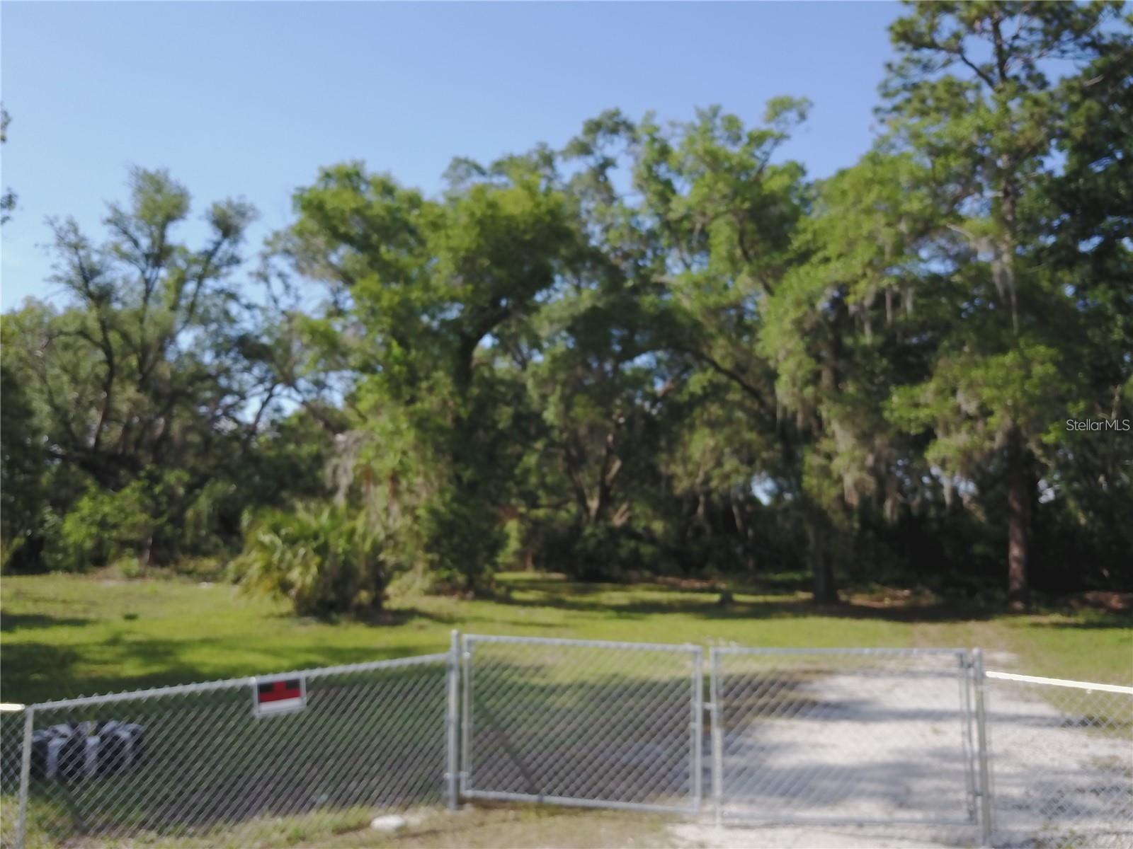 3377 Riverside Park Rd Property Photo 1