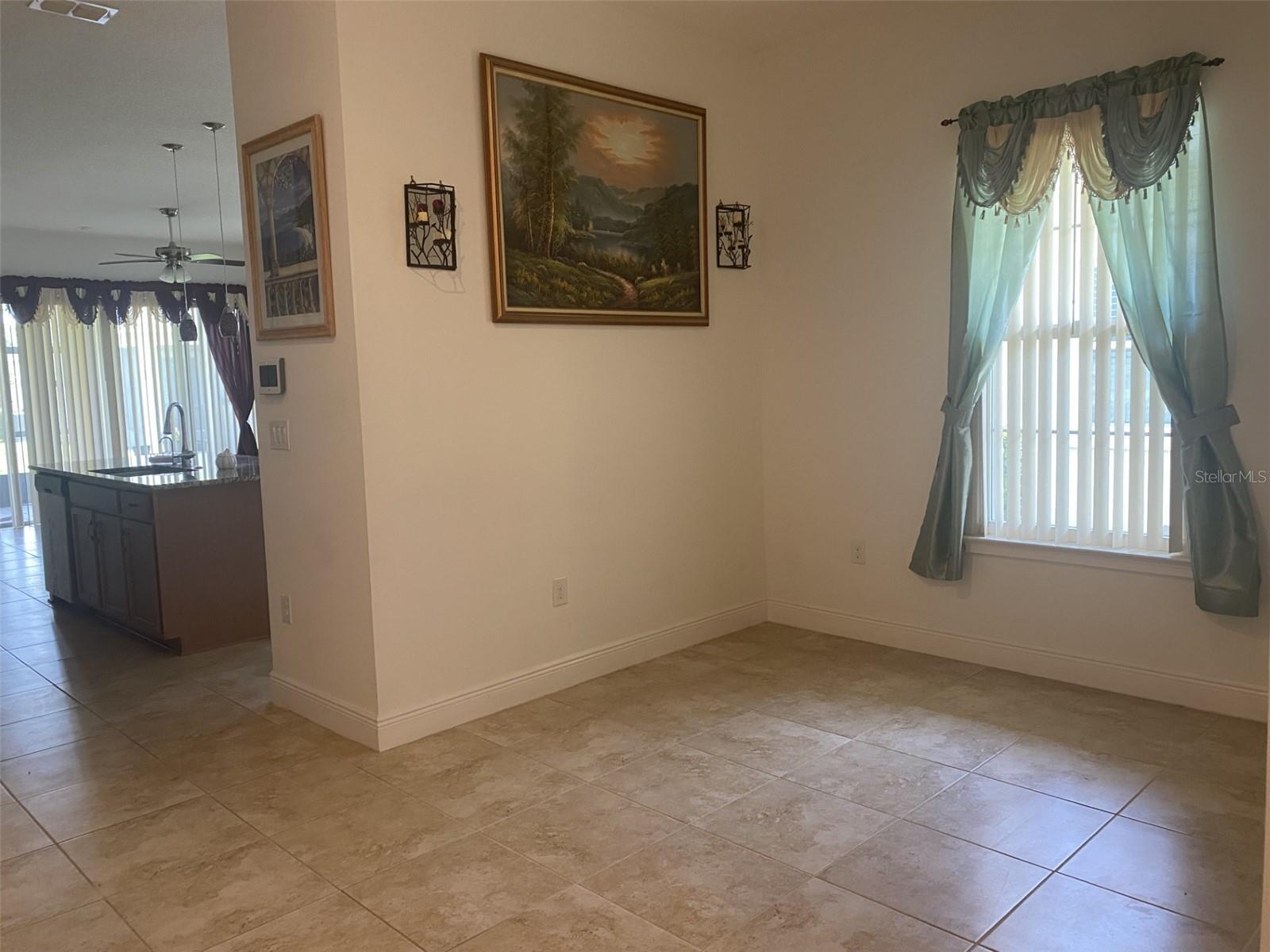 2410 Datura Loop Property Photo 11