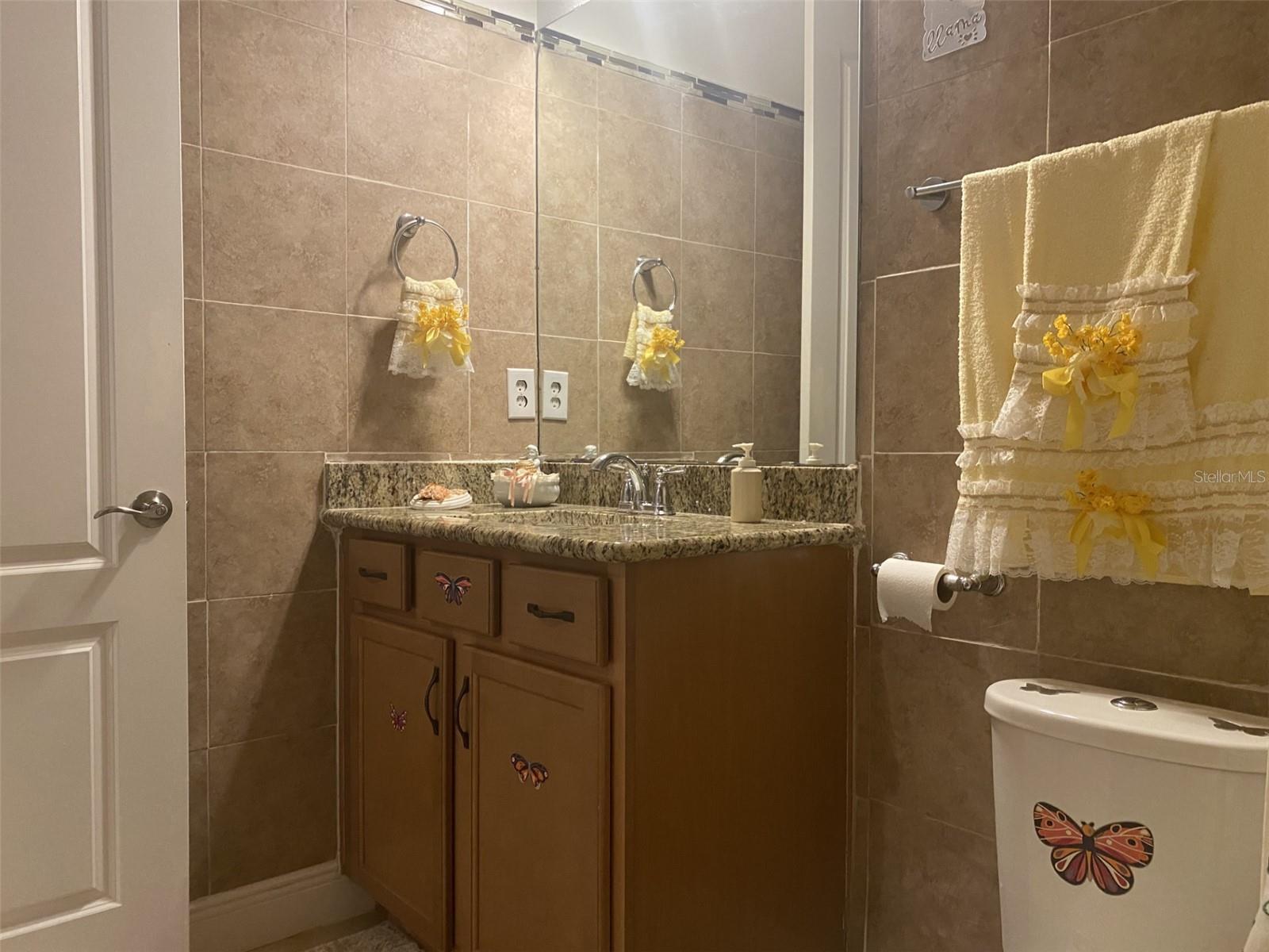 2410 Datura Loop Property Photo 24