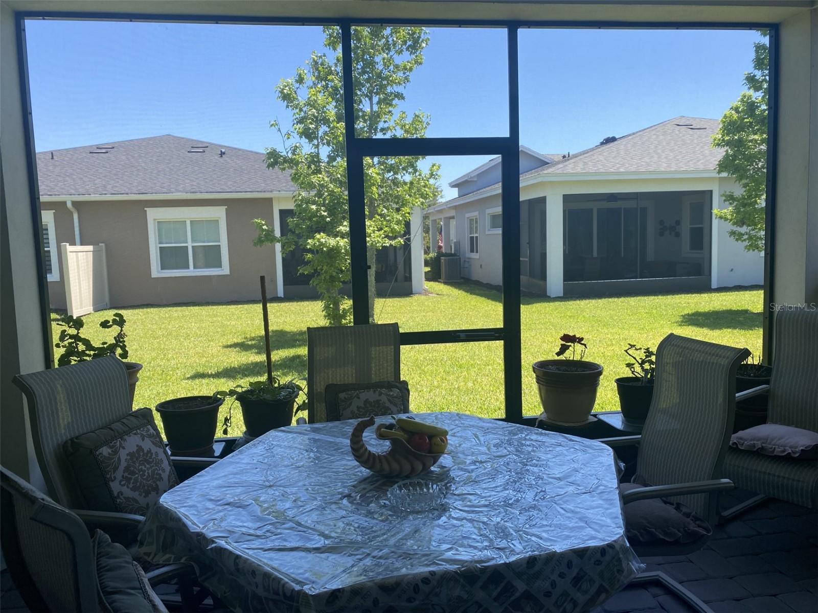 2410 Datura Loop Property Photo 29