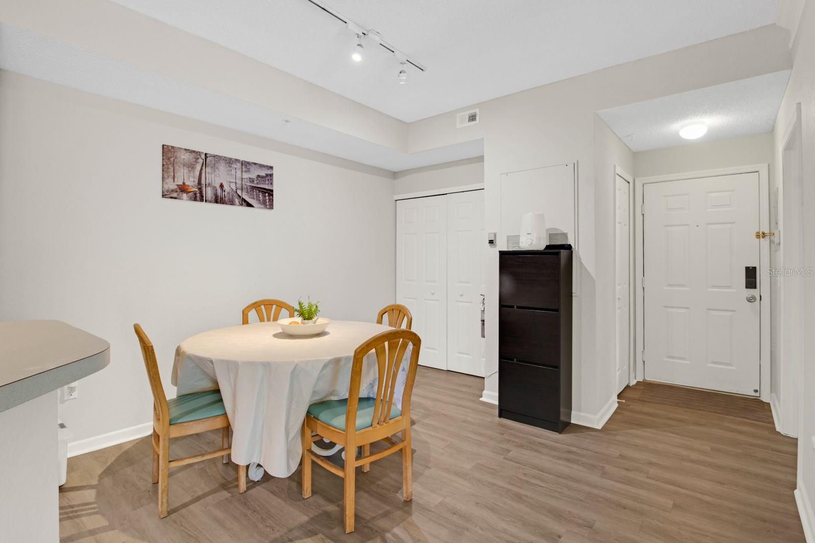 13103 Mulberry Park Dr #8211 Property Photo 6