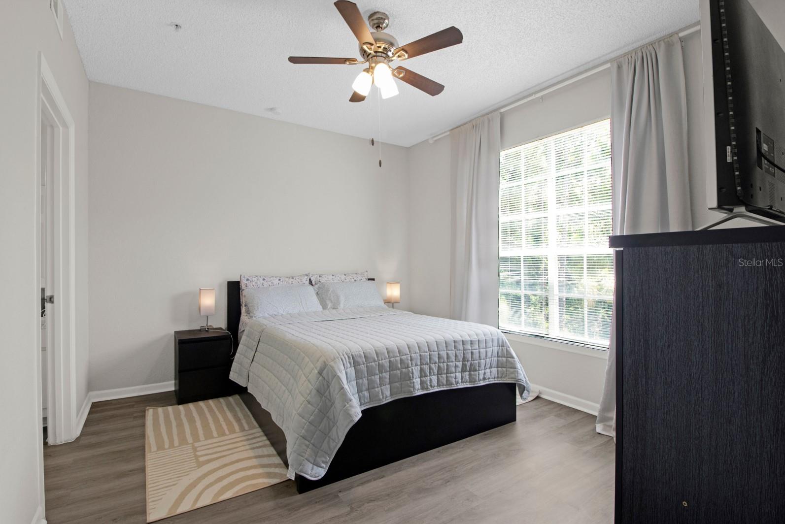 13103 Mulberry Park Dr #8211 Property Photo 14