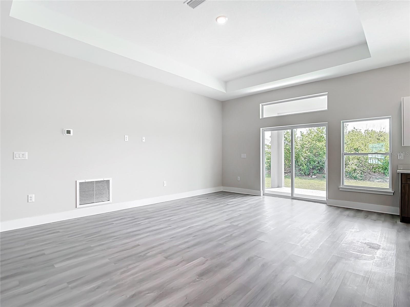 14112 Monserrate Ln Property Photo 27