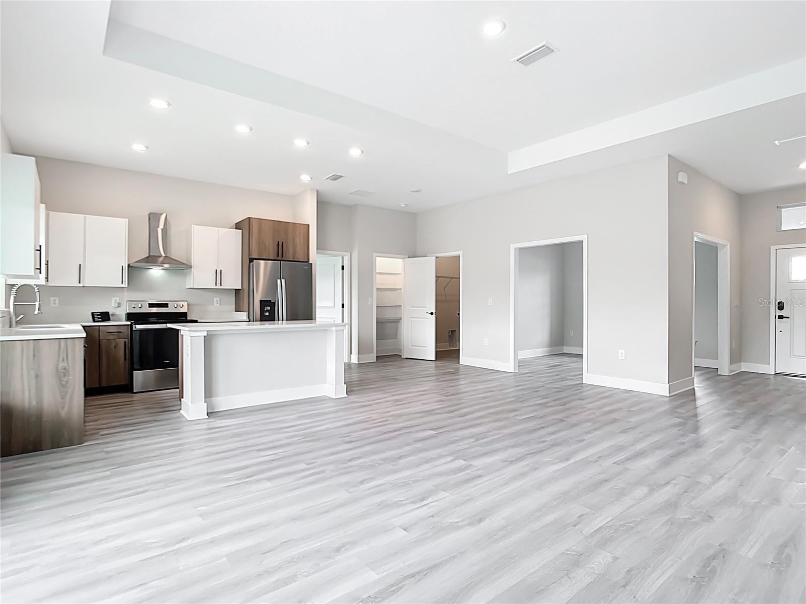 14112 Monserrate Ln Property Photo 31