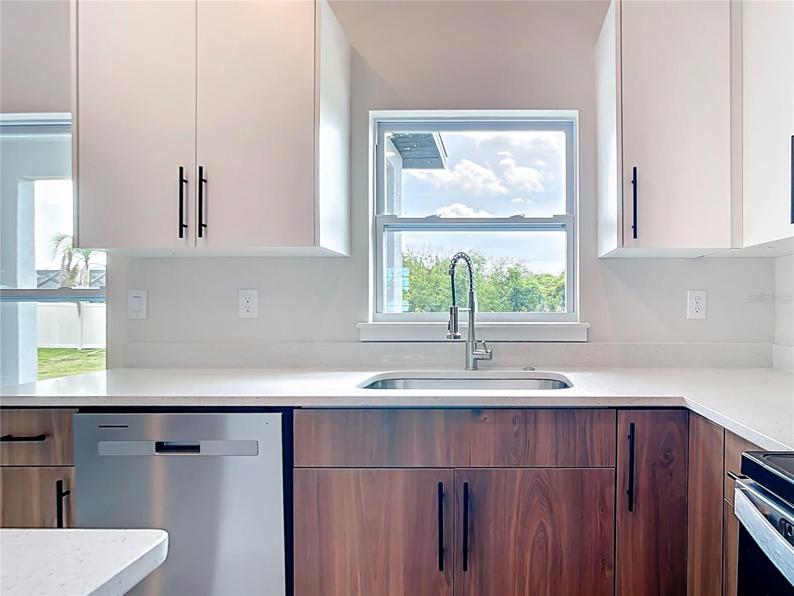 14112 Monserrate Ln Property Photo 33