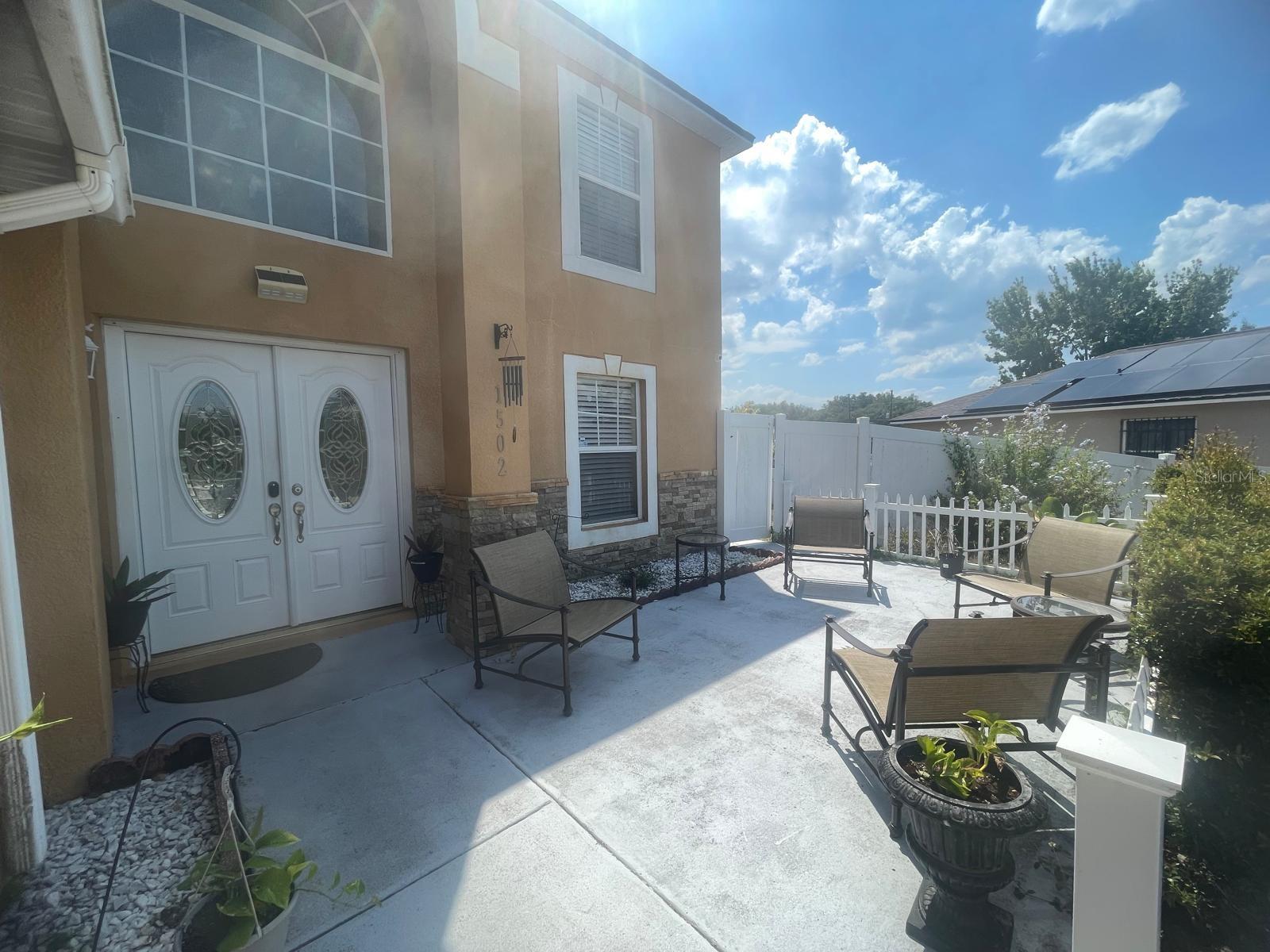 1502 Fort Meade Pl Property Photo 4