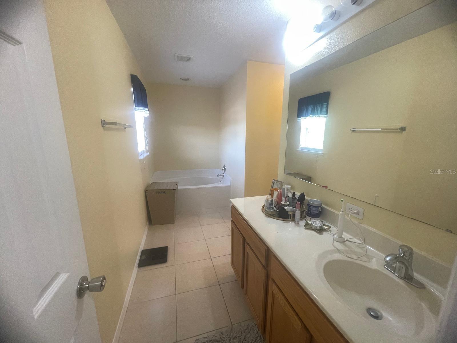 1502 Fort Meade Pl Property Photo 25