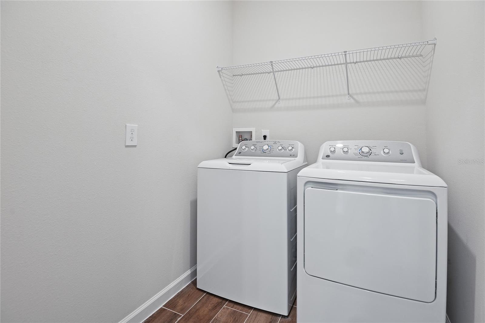6333 Clover St Property Photo 14