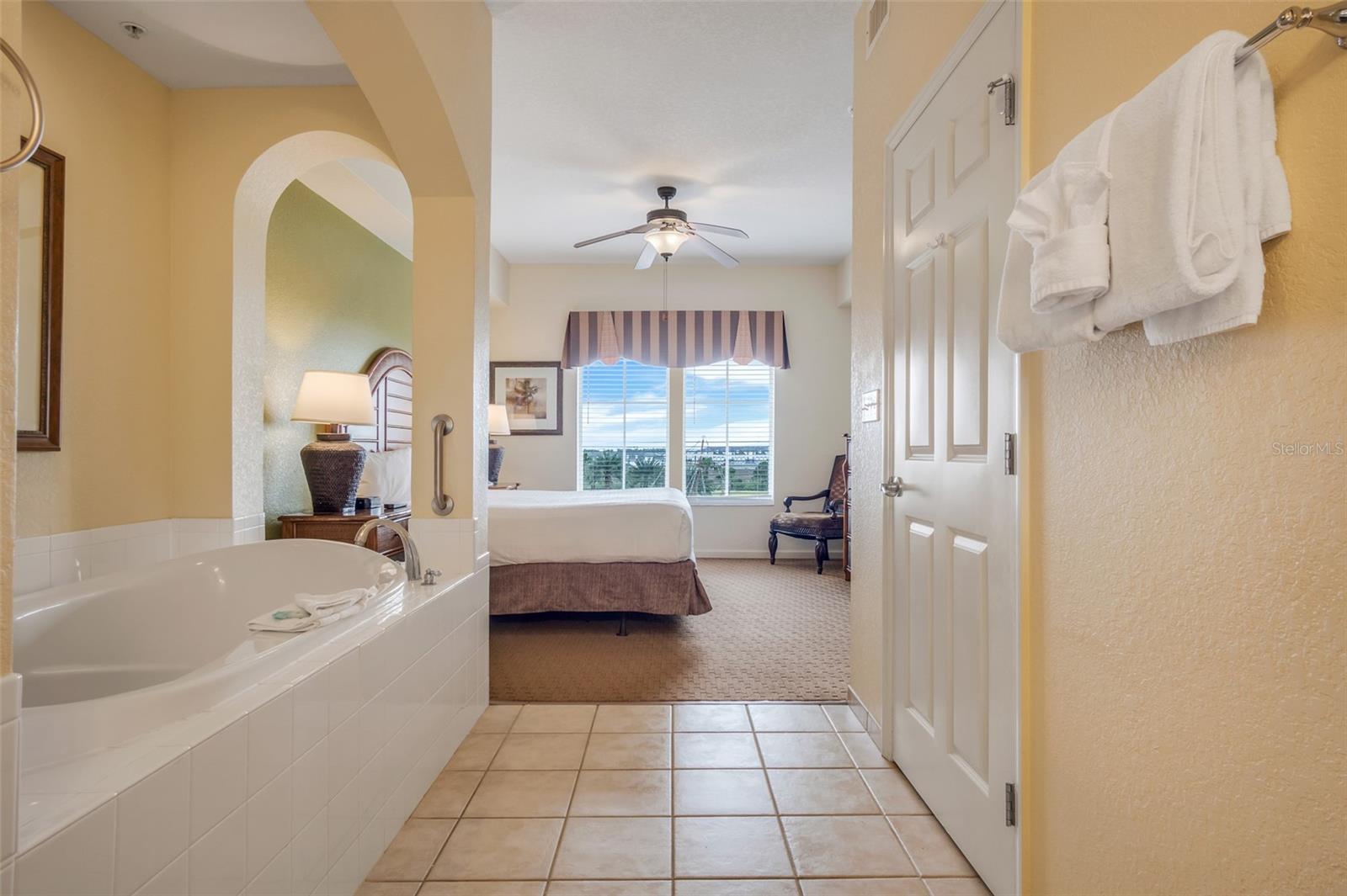 8101 Resort Village Dr #3510 Property Photo 16